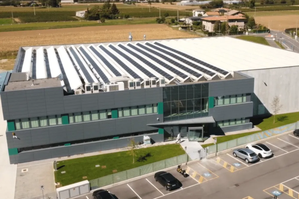 Gestione delle fasi del flusso produttivo e digitalizzazione della Produzione in SHS Italia